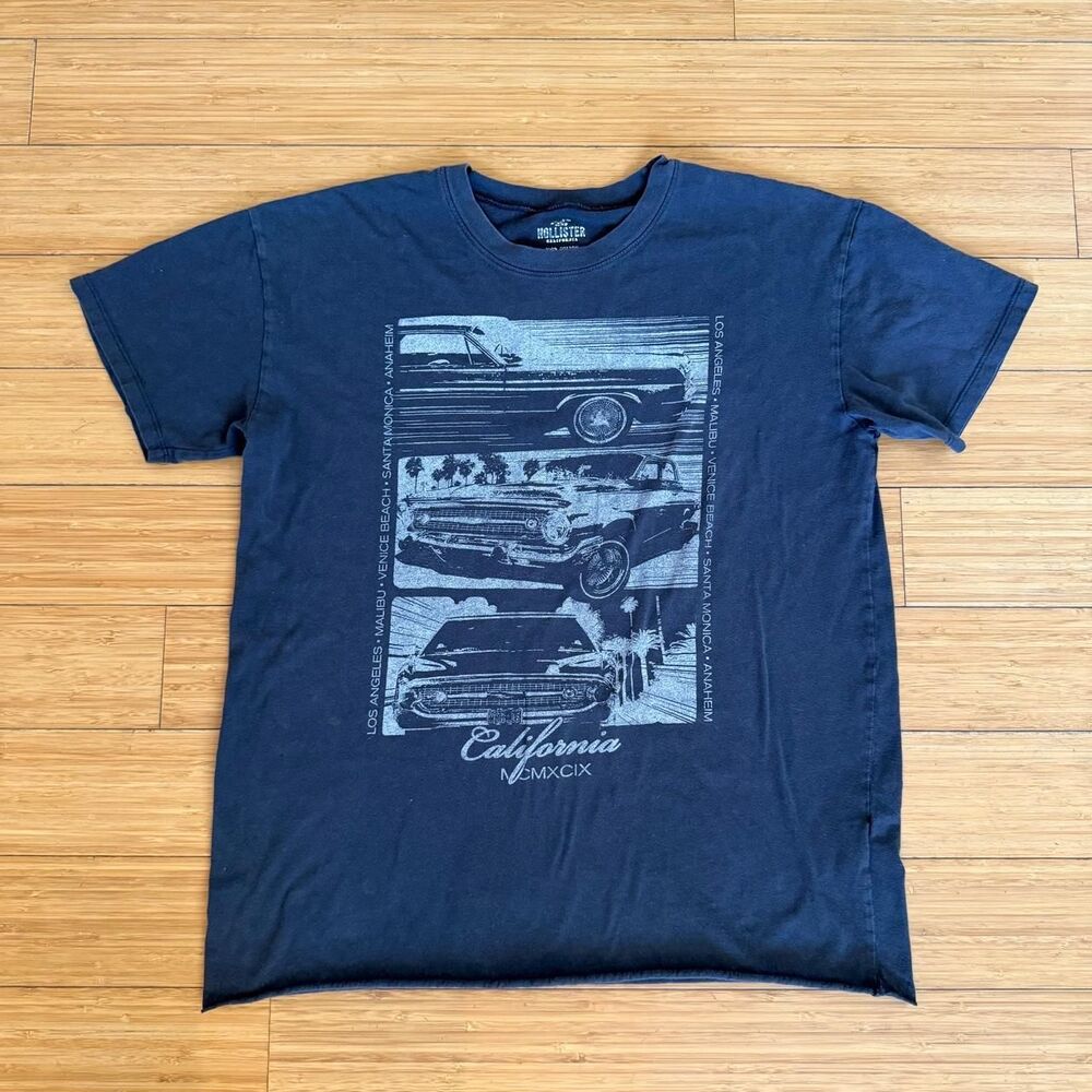 Hollister Y2K Navy Gray Graphic T Shirt S 100% Cotton California Classic Car